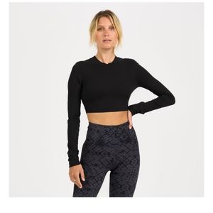 XL Vuori Lux Cropped Tee Long Sleeve Black